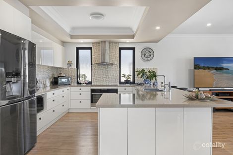 Property photo of 38 John Dalley Drive Helensvale QLD 4212