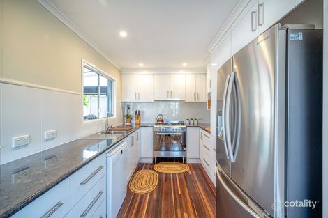 Property photo of 15 Cahill Crescent Rural View QLD 4740