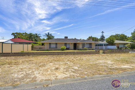Property photo of 16 Carleton Crescent Forrestfield WA 6058