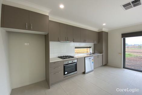 Property photo of 7 Parrot Drive Weir Views VIC 3338