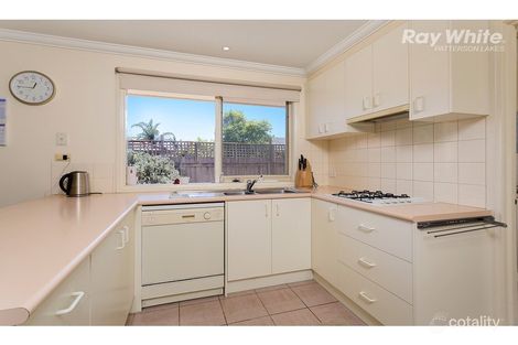 Property photo of 4 Holmwood Break Dingley Village VIC 3172