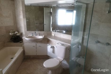 Property photo of 33/19 Riverview Parade Surfers Paradise QLD 4217