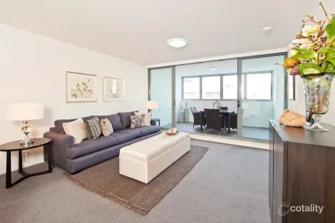 102/517 PITTWATER RD, BROOKVALE, NSW 2100
