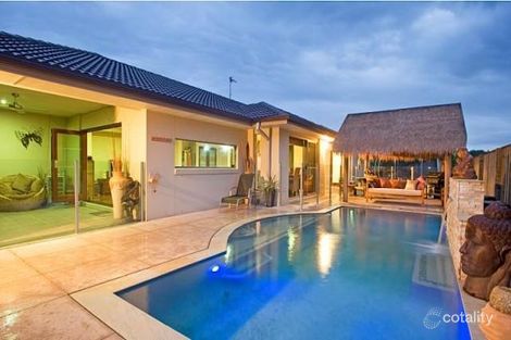 8 Faraday Cres, Pacific Pines, QLD 4211