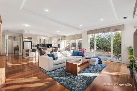 Property photo of 10 Bridges Street Glen Iris VIC 3146