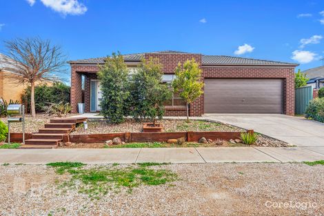 Property photo of 17 Asthima Way Caroline Springs VIC 3023