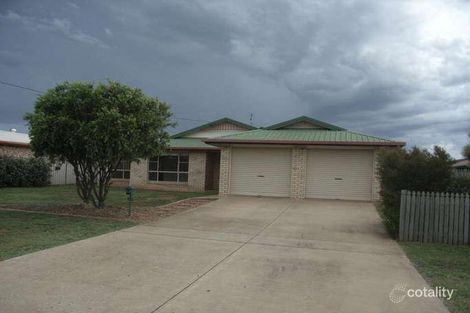 19 Shannon Ct, Oakey, QLD 4401