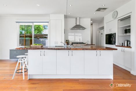 Property photo of 23 Folkestone Road Glen Waverley VIC 3150