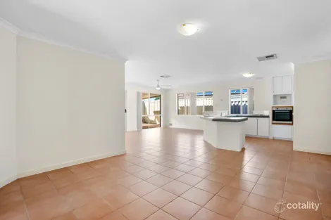 Property photo of 13 Amber Court Warnbro WA 6169