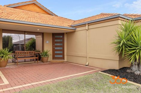 Property photo of 21 Alderley Close Ellenbrook WA 6069