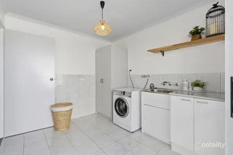 Property photo of 39 Shearwater Boulevard Shearwater TAS 7307