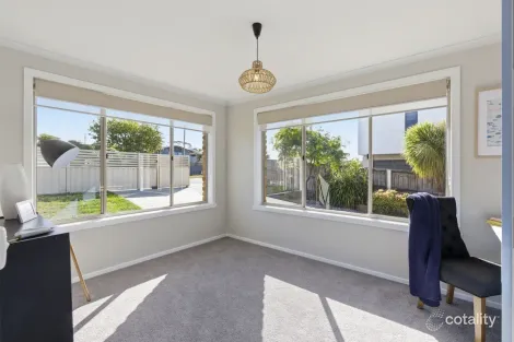 Property photo of 39 Shearwater Boulevard Shearwater TAS 7307