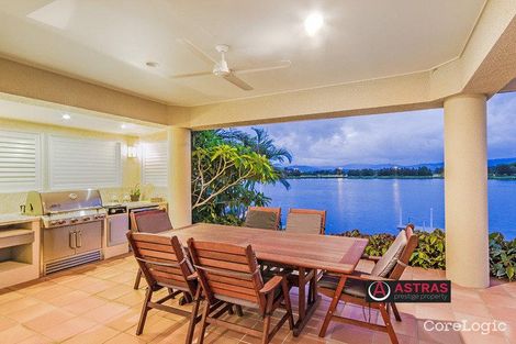 Property photo of 31 Staysail Crescent Clear Island Waters QLD 4226