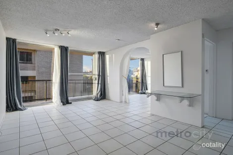 Property photo of 1/29 Crowther Street West End QLD 4101