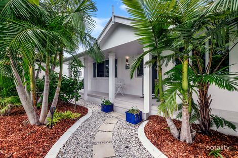 Property photo of 7 Oriole Court Eli Waters QLD 4655