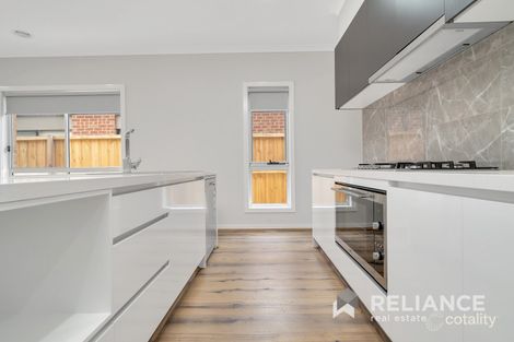 Property photo of 62 Cinnamara Circuit Tarneit VIC 3029