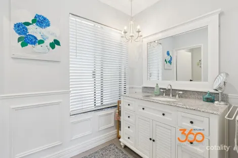 Property photo of 72 Neary Boulevard Aveley WA 6069