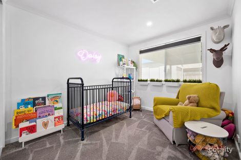 Property photo of 55 Pinnacle Crescent Brookfield VIC 3338