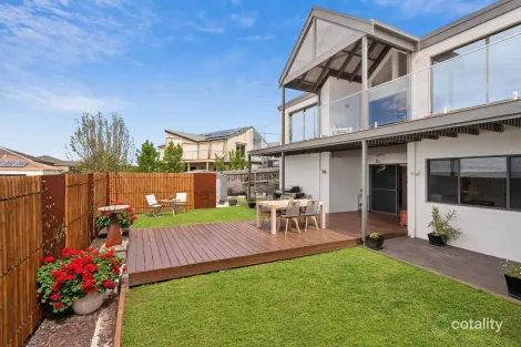 Property photo of 5 Bayview Court Highton VIC 3216