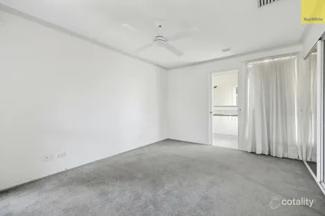 Property photo of 58 Halletts Way Bacchus Marsh VIC 3340