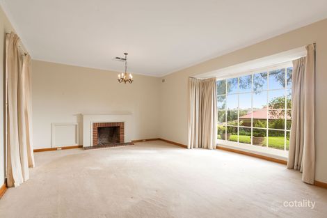 Property photo of 8 Vansittart Place Beaumont SA 5066