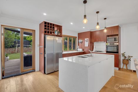 10 Flag St, Kingsbury, VIC 3083