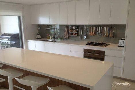 Property photo of 16/9 Moores Crescent Varsity Lakes QLD 4227