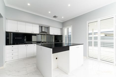 Property photo of 3 Barnea Road Jindalee WA 6036