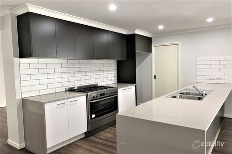 Property photo of 7 Dulverton Court Sunbury VIC 3429