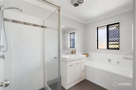 Property photo of 3 Solea Close Forest Lake QLD 4078