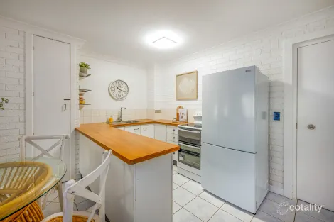 Property photo of 13/2 Rajah Road Ocean Shores NSW 2483