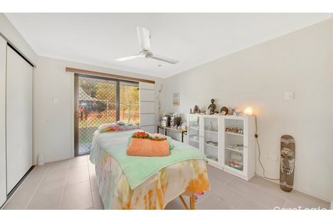 Property photo of 2 Ronpen Close Tannum Sands QLD 4680