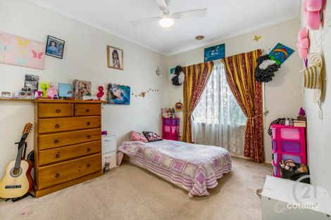 Property photo of 5 Viola Avenue Pakenham VIC 3810