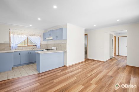 Property photo of 30 Whipbird Drive Carrum Downs VIC 3201