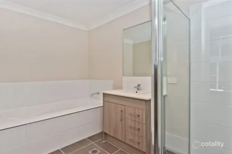 Property photo of 115 Macquarie Circuit Fitzgibbon QLD 4018