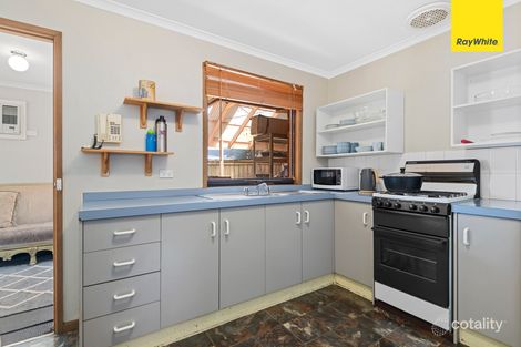 Property photo of 3 Barnong Close Kurunjang VIC 3337