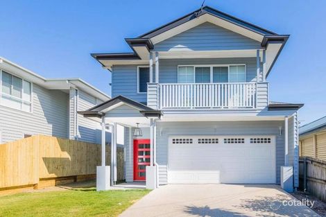 722v Wylie Ave, Coorparoo, QLD 4151