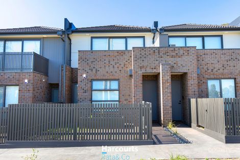 7 Leaflove Walk, South Morang, VIC 3752