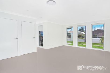 Property photo of 1/21 Pur Pur Avenue Lake Illawarra NSW 2528