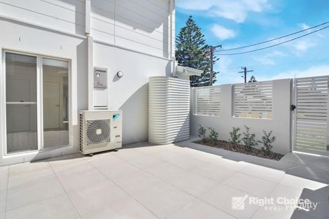 Property photo of 1/21 Pur Pur Avenue Lake Illawarra NSW 2528