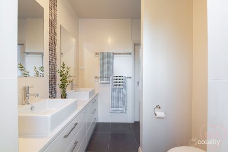 Property photo of 14 Gillies Street Curtin ACT 2605