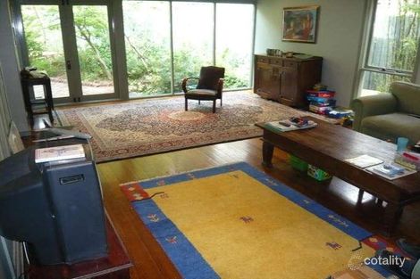 Property photo of 20 Hartlands Road Ivanhoe East VIC 3079