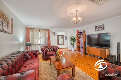 Property photo of 16 Briar Close Narre Warren VIC 3805