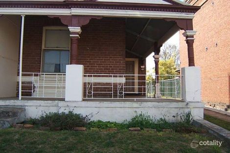 Property photo of 2/175 William Street Bathurst NSW 2795
