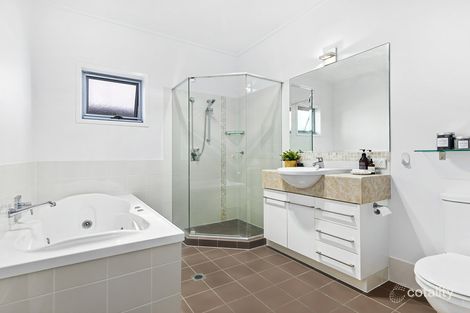 Property photo of 105/8 Spinnaker Drive Sandstone Point QLD 4511