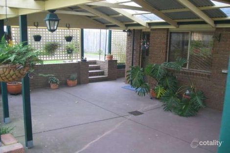 Property photo of 6 Edsall Close Hampton Park VIC 3976