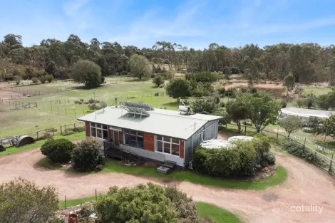 11 Long Ct, Ladys Pass, VIC 3523