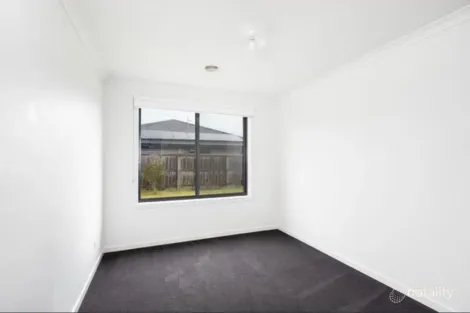 Property photo of 3 Letson Street Mickleham VIC 3064