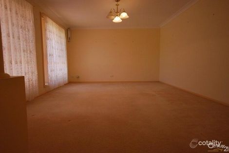 Property photo of 1 Todman Court Dubbo NSW 2830