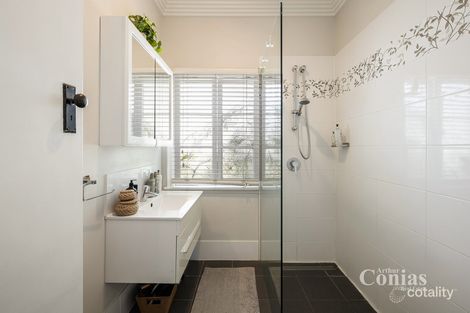 Property photo of 333 Simpsons Road Bardon QLD 4065